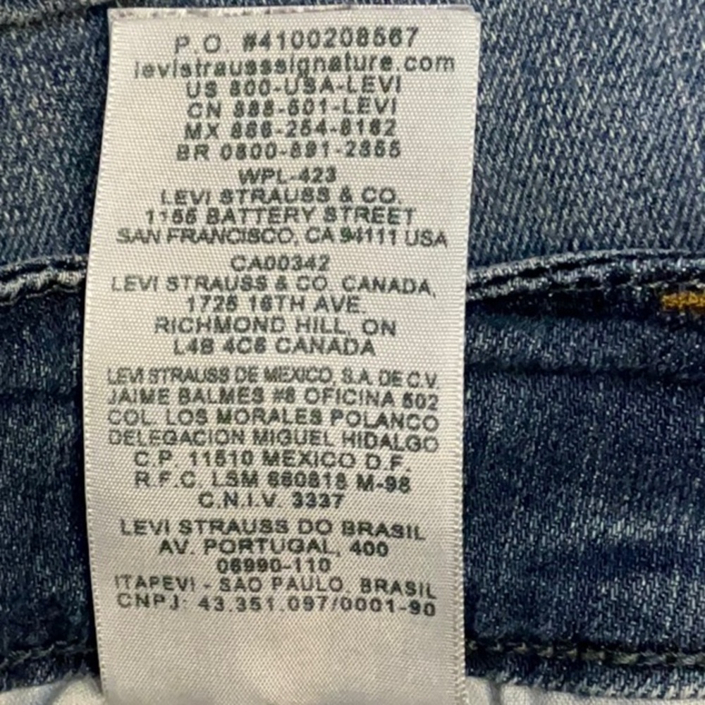 Denizen from Levi’s Classic Stretch Cuffed Blue Jean Shorts ~ Mid Rise ~ Size 10 - Picture 10 of 10